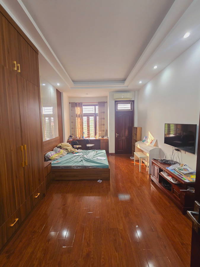 Bán Nhà Nguyễn Văn Huyên. Cầu Giấy. Ô Tô. Kinh Doanh. DT 66m2. MT 4m. 5 Tầng. Giá 24,9 Tỷ. - Ảnh chính